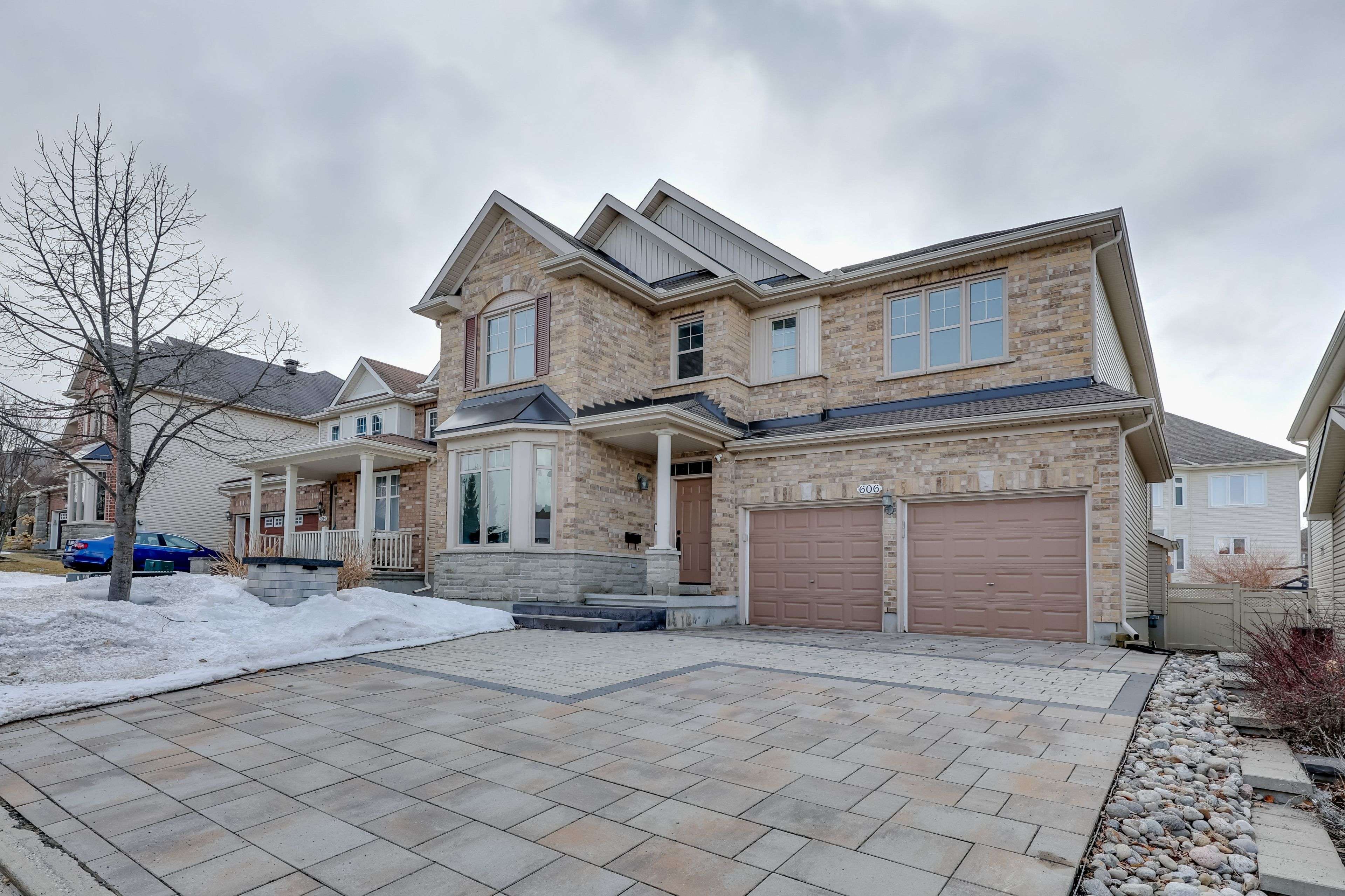 Kanata, ON K2T 0E6,606 MIRO WAY