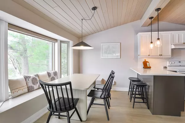 Gravenhurst, ON P1P 1R2,621 Peninsula RD