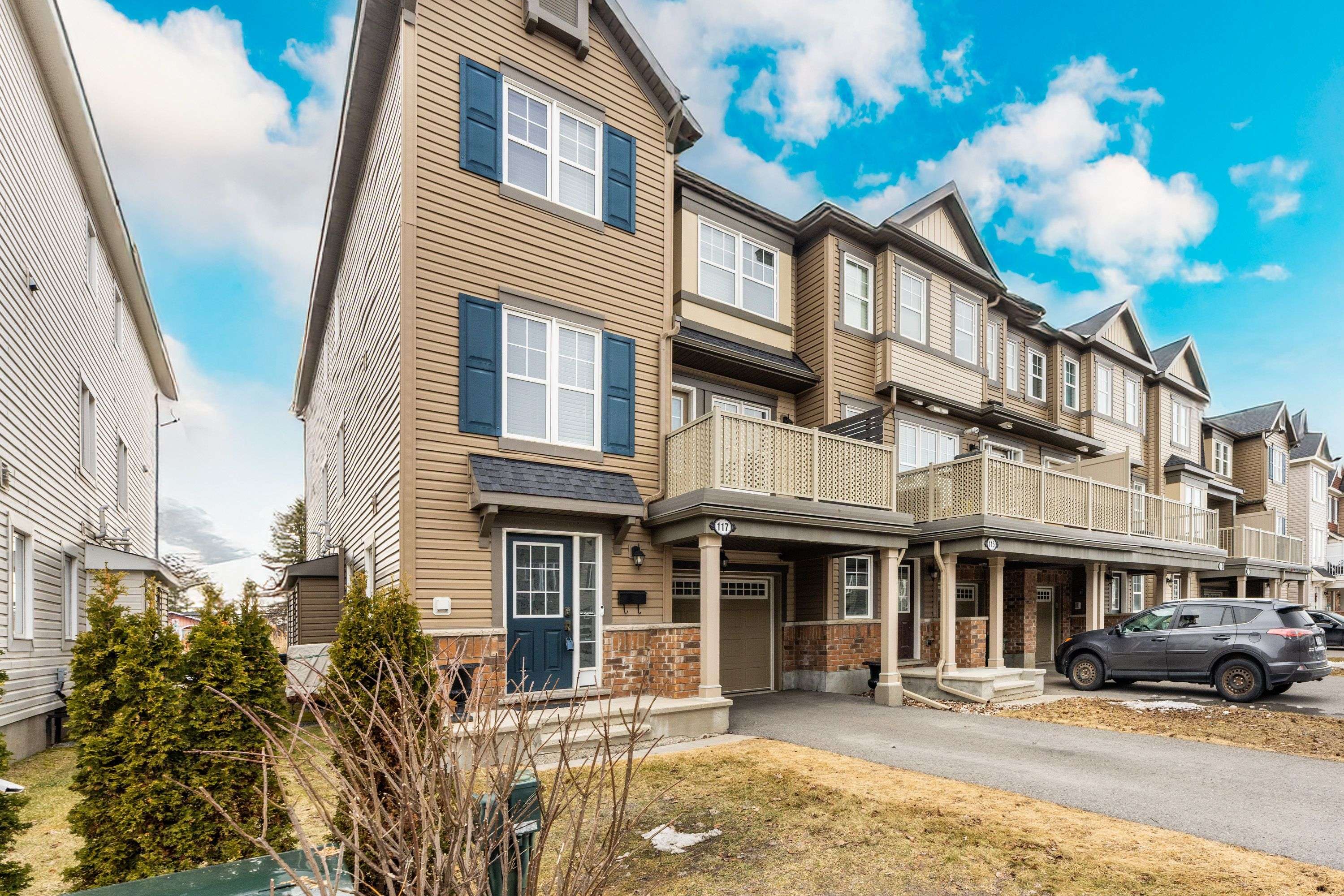 117 Helenium LN,  Orleans - Cumberland And Area,  ON K4A 1C5