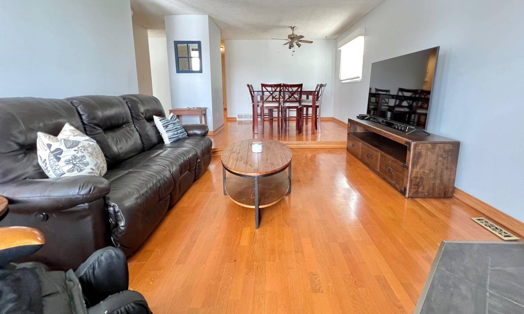 Hanna, AB T0J 1P0,109 Shacker Cres