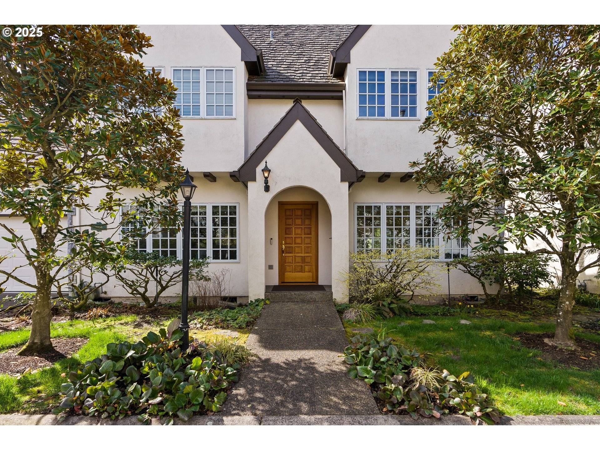 Portland, OR 97229,9938 NW ABBEY RD