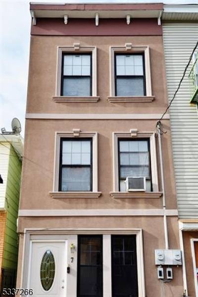 7 Wallis Avenue, Jersey City, NJ 07306