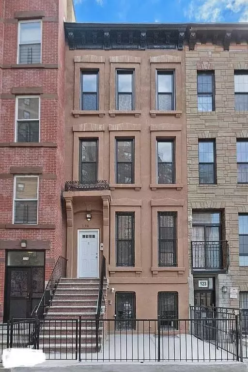 121 Lewis AVE, Brooklyn, NY 11221