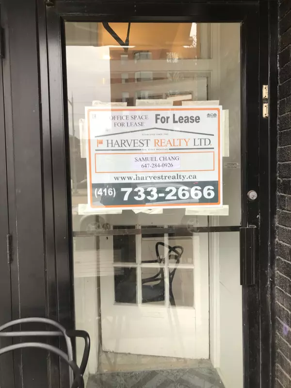 Toronto C03, ON M6C 1B3,728 St Clair AVE W #2nd level