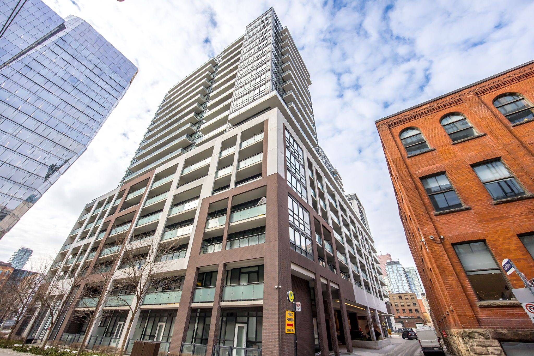 462 Adelaide ST E, Toronto C08, ON M5A 1N4