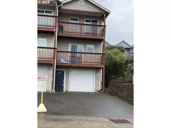 1284 NW 15TH ST, Lincoln City, OR 97367