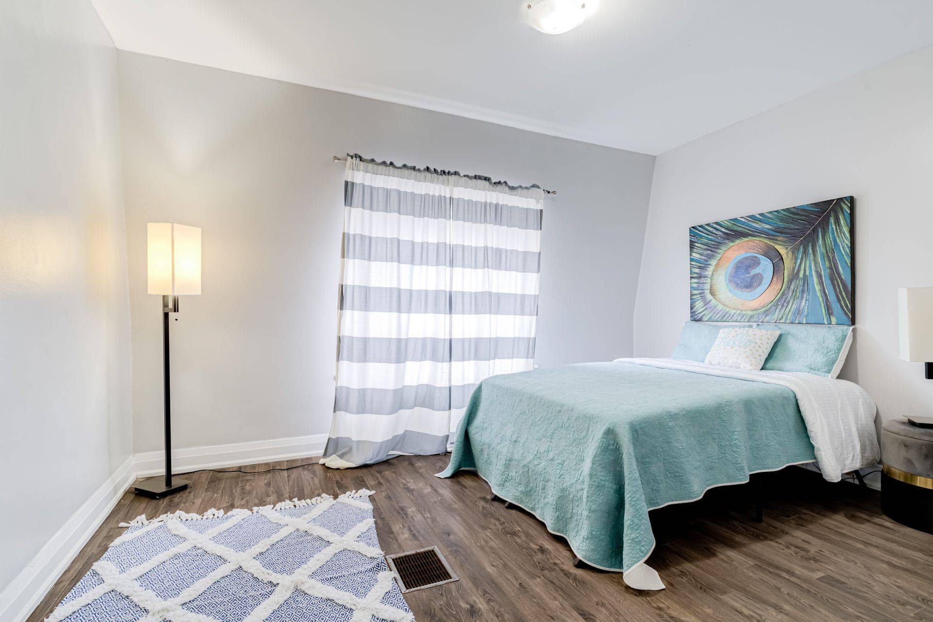 Toronto W02, ON M6H 4B6,1140 Dufferin ST