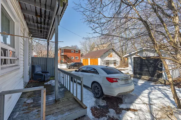 Kingston, ON K7L 1Z7,521 Johnson ST