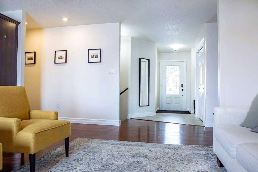 Wainwright, AB T9W 1T5,2417 7 AVE