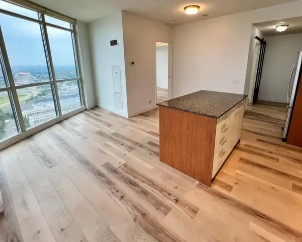 5 Valhalla Inn RD #3108, Toronto W08, ON M9B 1S9