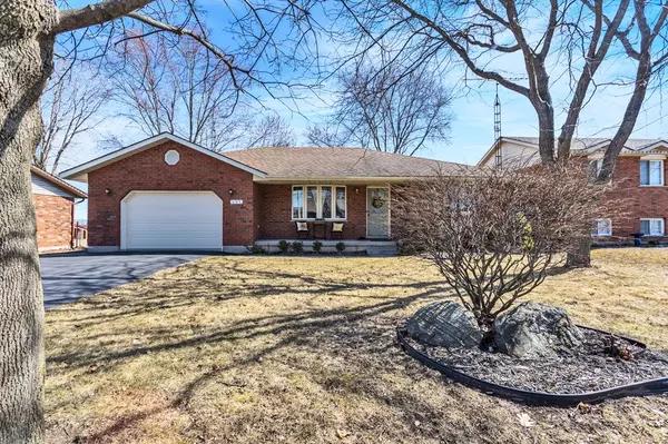 Norfolk, ON N0E 1Y0,197 Duncombe RD