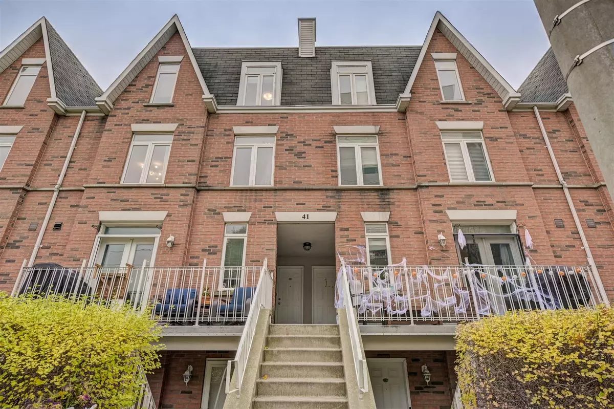 Toronto C01, ON M6J 3W6,41 Sudbury ST #4106