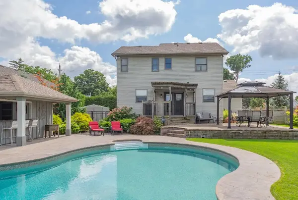 Strathroy-caradoc, ON N0L 1W0,8522 Glendon DR