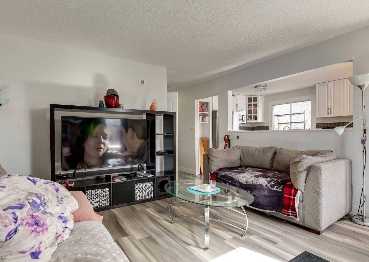 Calgary, AB T2W 1Z2,308 Sabrina Bay SW