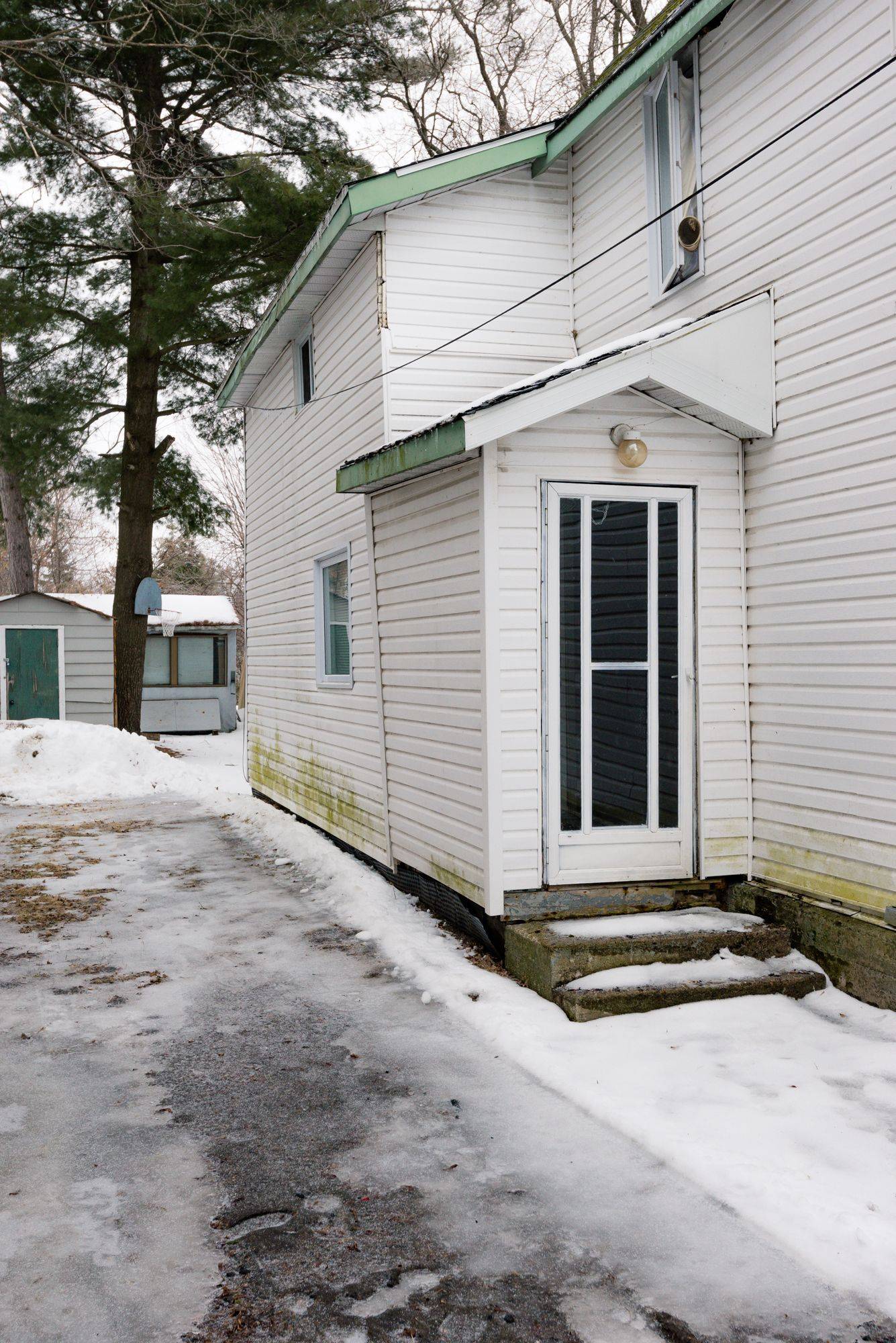 North Bay, ON P1B 1L8,444 Second AVE E