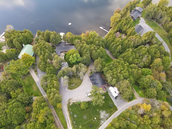 Stone Mills, ON K0K 3G0,19 Willow LN