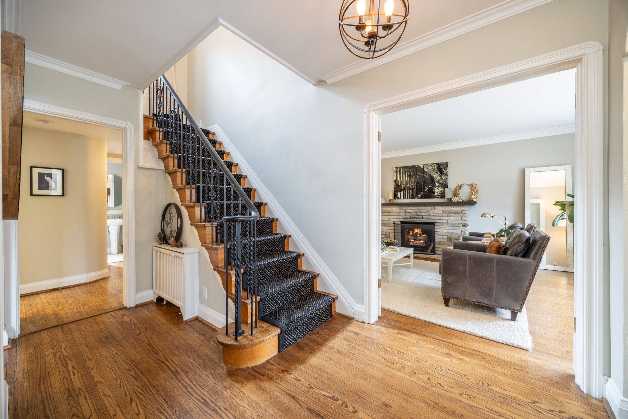 Toronto C11, ON M4G 2P9,8 Richlea CIR