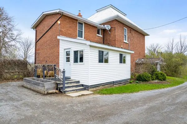 Mcnab/braeside, ON K7S 3G8,157 Duncan DR