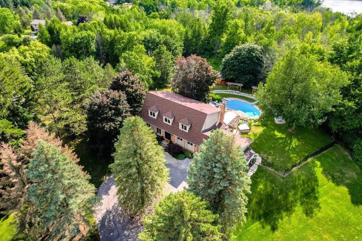 19 Steele Home CT, Caledon, ON L7E 0B1