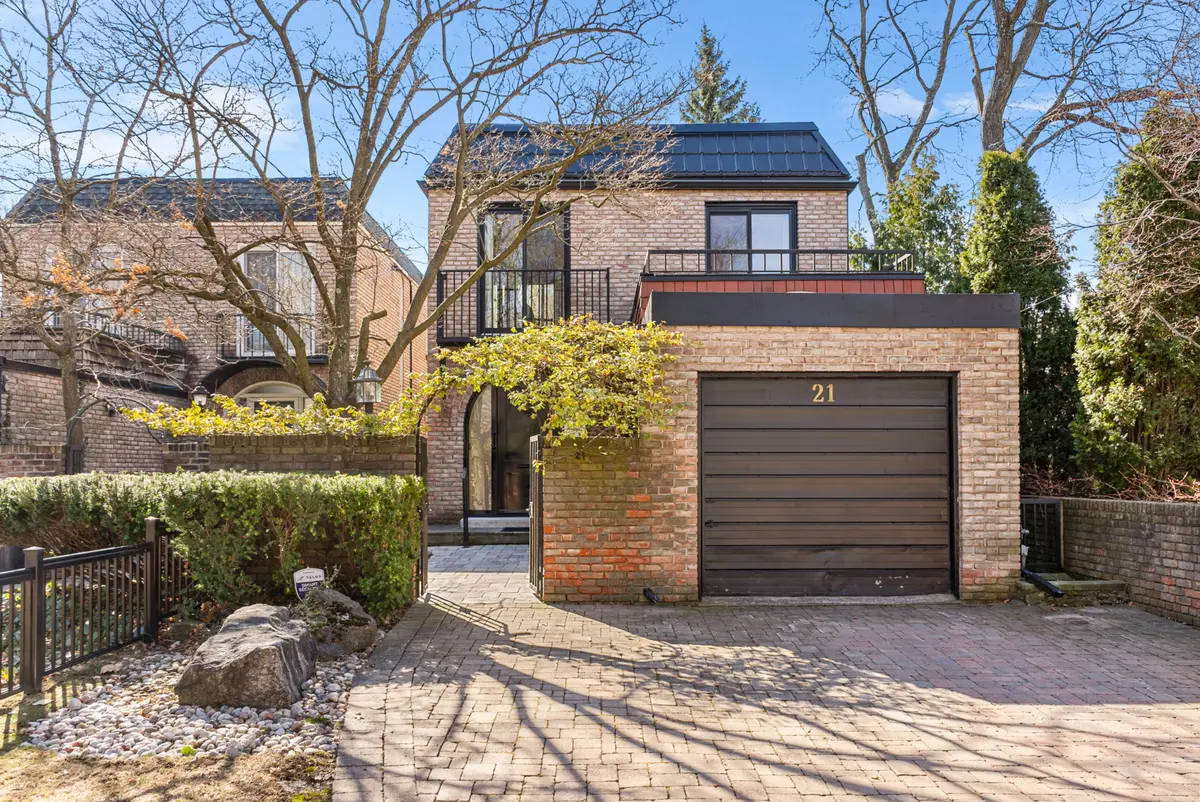 Toronto C09, ON M4T 1R2,21 Rose Park DR