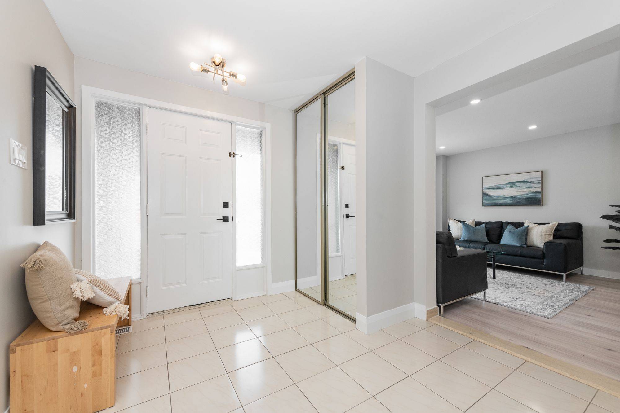 Orleans - Convent Glen And Area, ON K1C 5R6,6074 Meadowglen DR