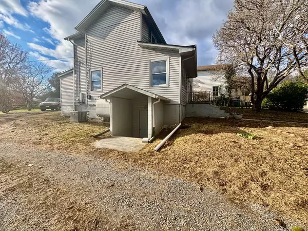 Big Island, VA 24526,1057 Peyton CT