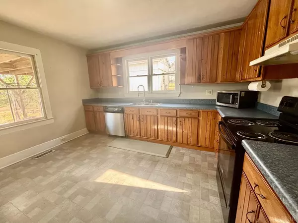 Big Island, VA 24526,1057 Peyton CT