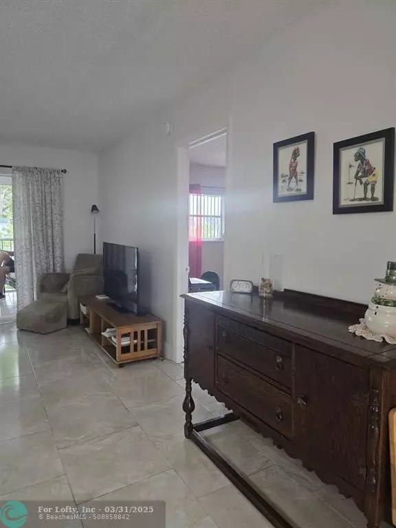 Margate, FL 33063,7897 Golf Circle Dr #311