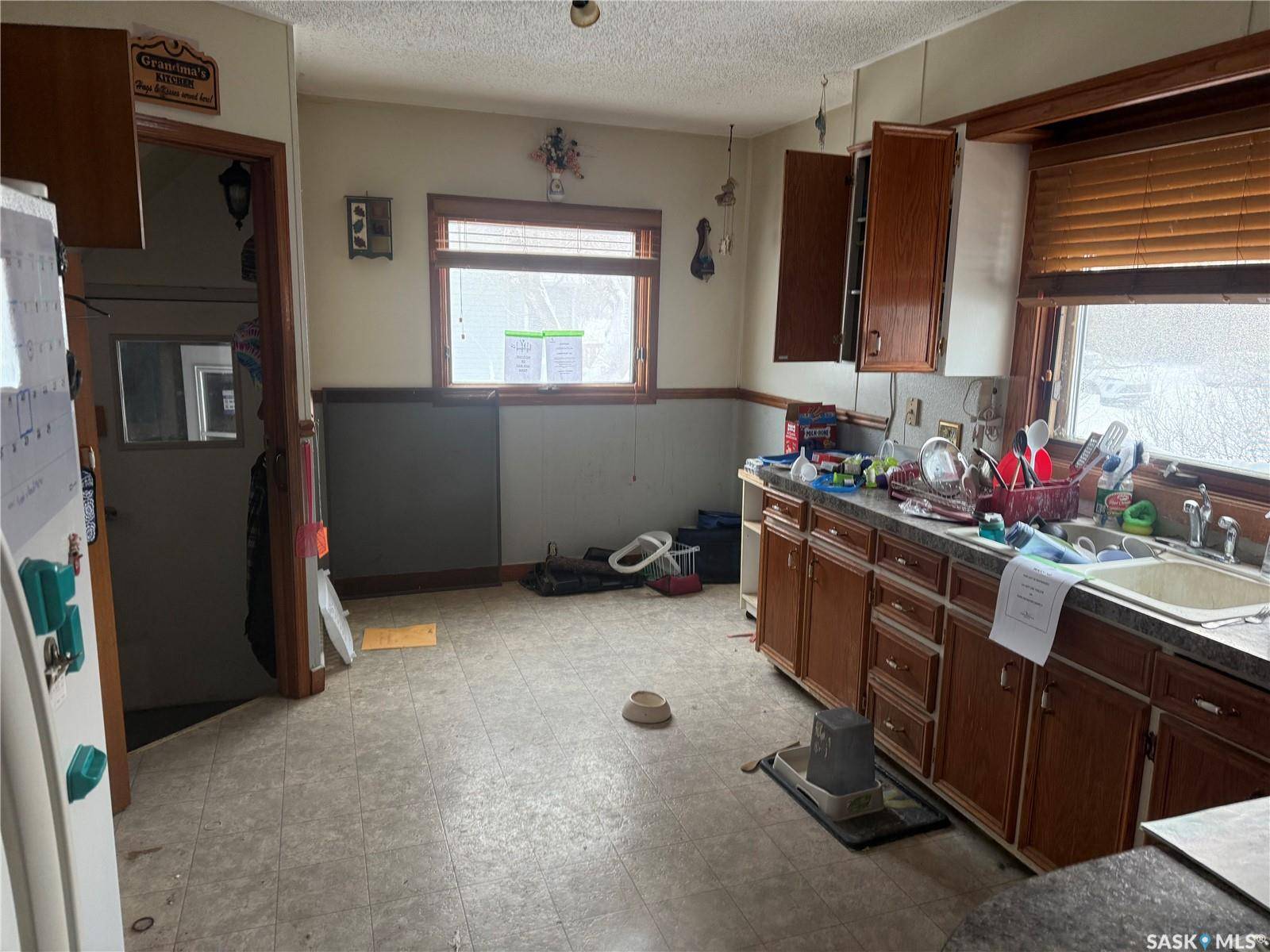 Lang, SK S0G 2W0,406 1st STREET