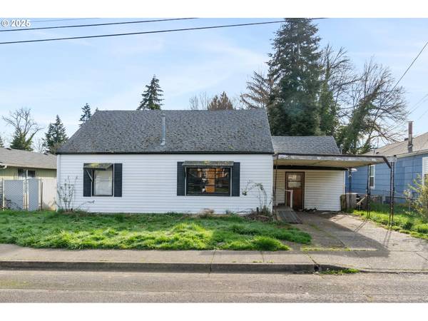 1131 2ND AVE, Sweet Home, OR 97386