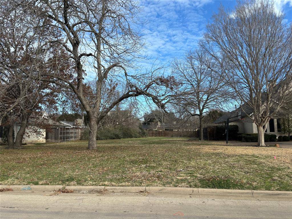 Dallas, TX 75230,6237 Turner Way
