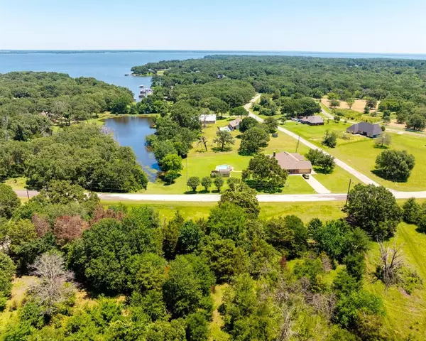 00 April Cove,  Streetman,  TX 75859