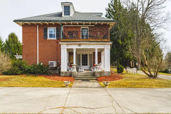 Norfolk, ON N0A 1N1,150 Prospect ST