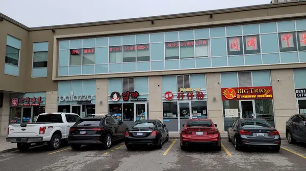 Markham, ON L3R 9S6,32 South Unionville AVE #1002