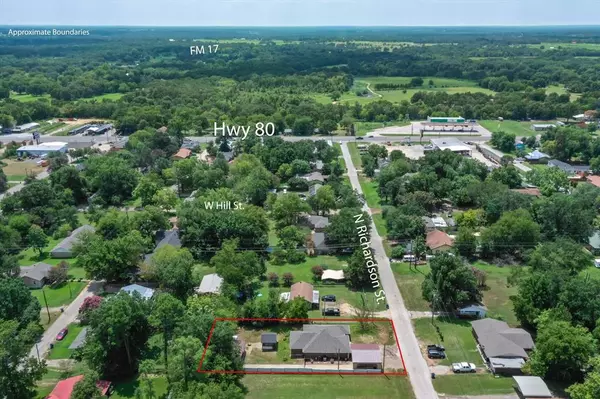 Grand Saline, TX 75140,408 N Richardson Street