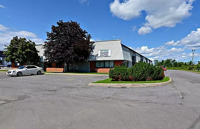 Kanata, ON K2S 1E7,135 Iber RD #7