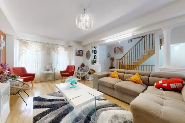 Toronto E08, ON M1J 0A4,26 Jeremiah LN