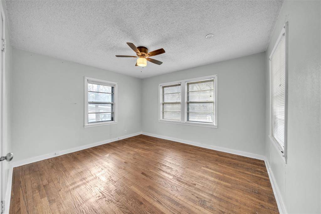 Weatherford, TX 76086,1226 W Ball Street
