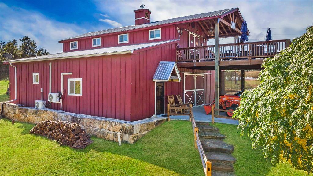 Kingsland, TX 78639,800 Quarter Horse Circle