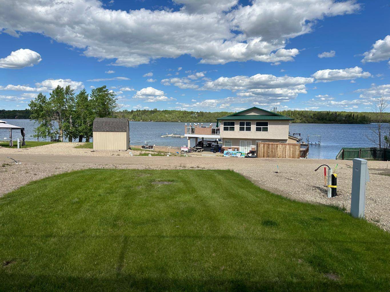 Rural Red Deer County, AB T0M 1R0,25054 South Pine Lake Road #18