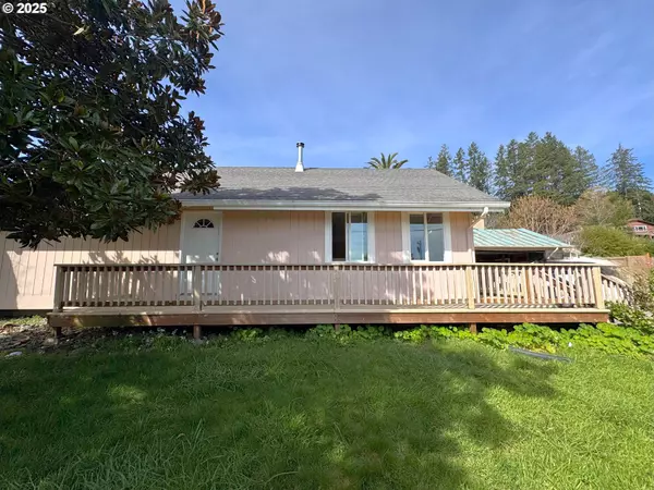 Brookings, OR 97415,808 PIONEER RD