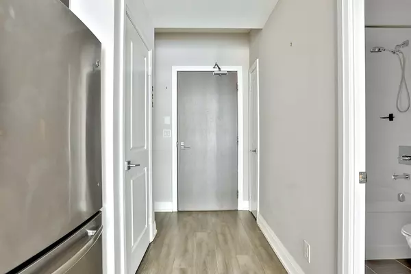 Markham, ON L3T 0C9,7165 Yonge ST #1505