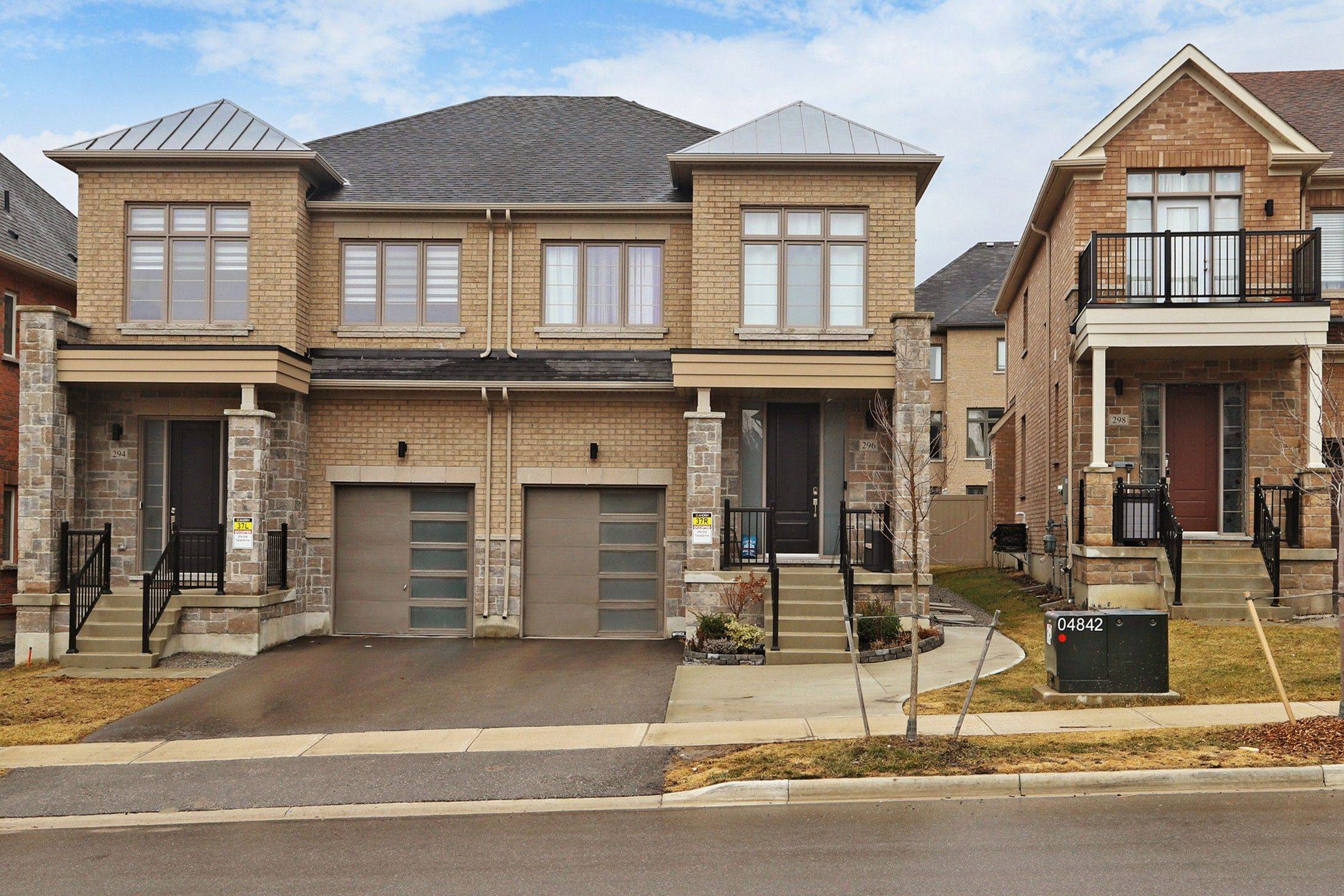 296 Silk Twist DR, East Gwillimbury, ON L9N 0V4