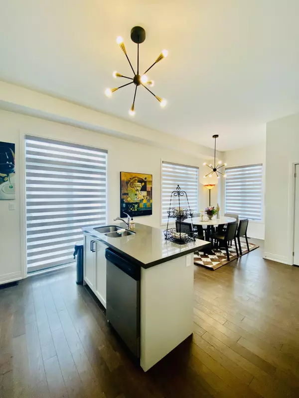 Mississauga, ON L4Y 0H2,2130 Royal Gala CIR