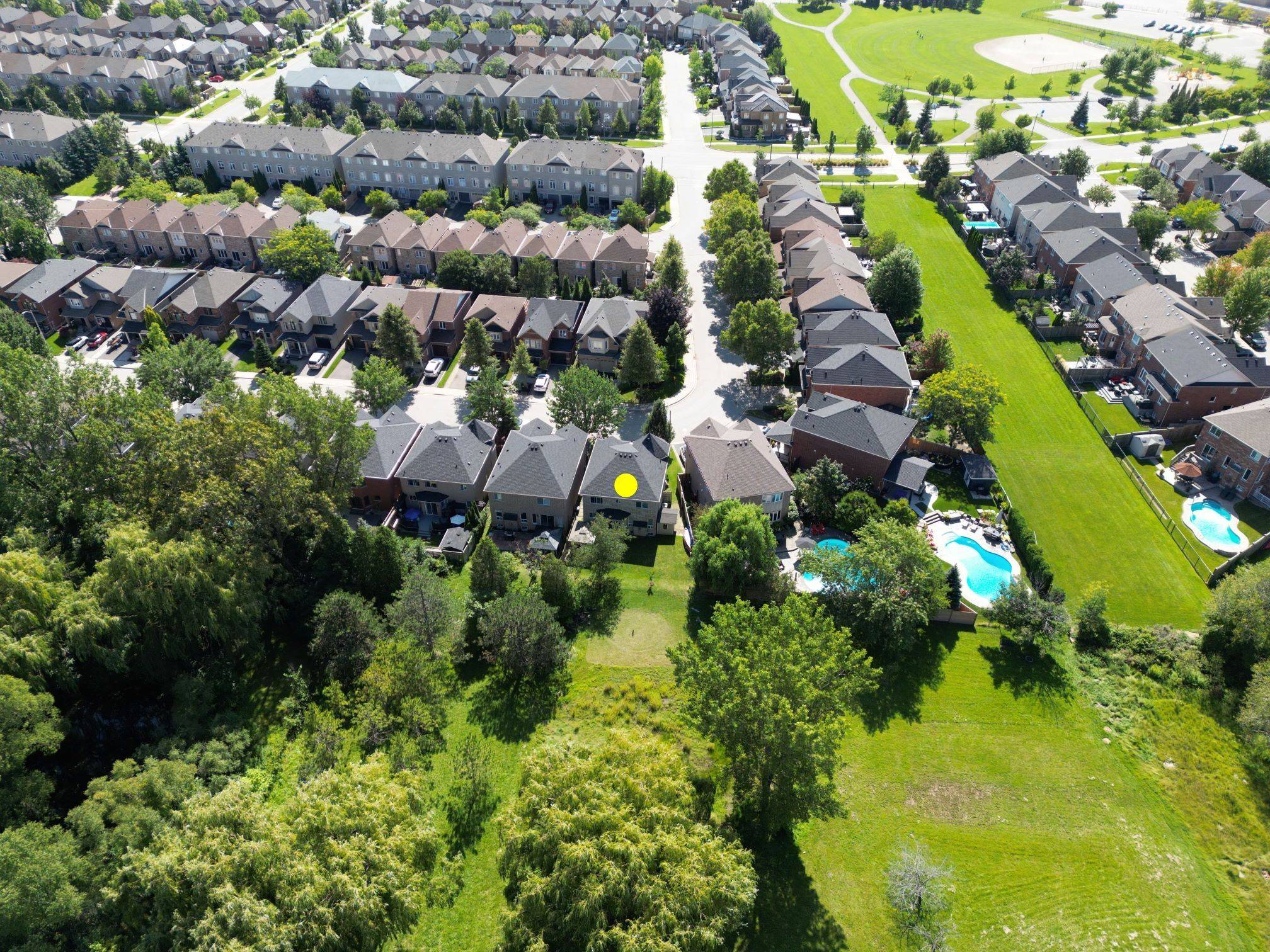 Burlington, ON L7L 6Y6,2267 Empire CRES
