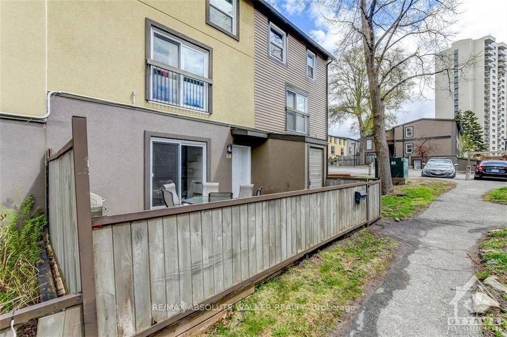 1250 MCWATTERS RD #58, Parkway Park - Queensway Terrace S And Area, ON K2C 3P5