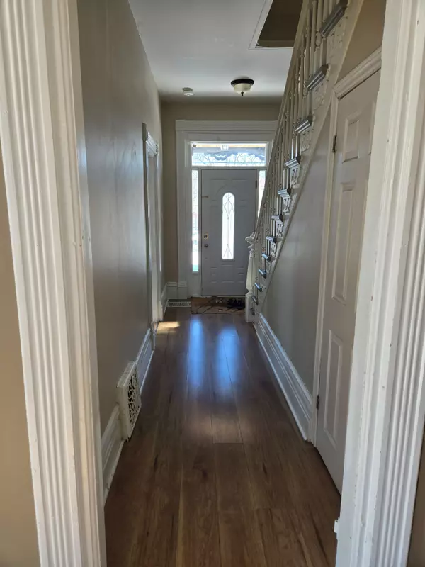 Lambton Shores, ON N0N 1J0,55 MAIN ST S
