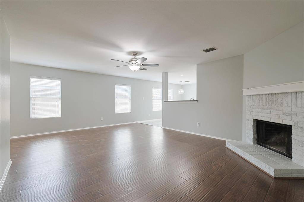 Denton, TX 76210,2905 Lipizzan Drive