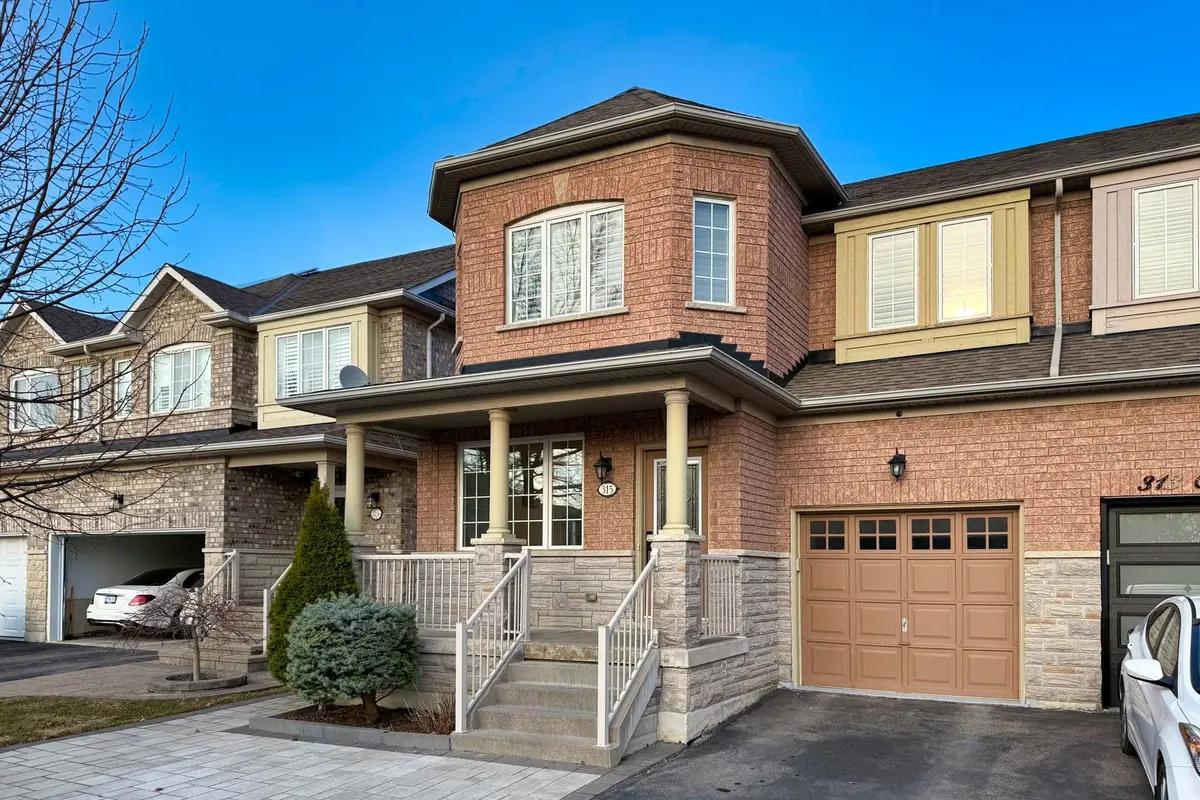 Aurora, ON L4G 7X4,315 Conover AVE