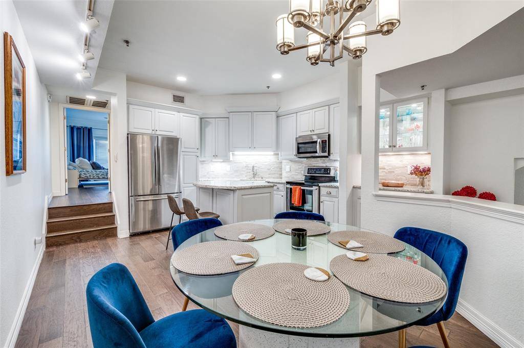 3235 Cole Avenue #100,  Dallas,  TX 75204